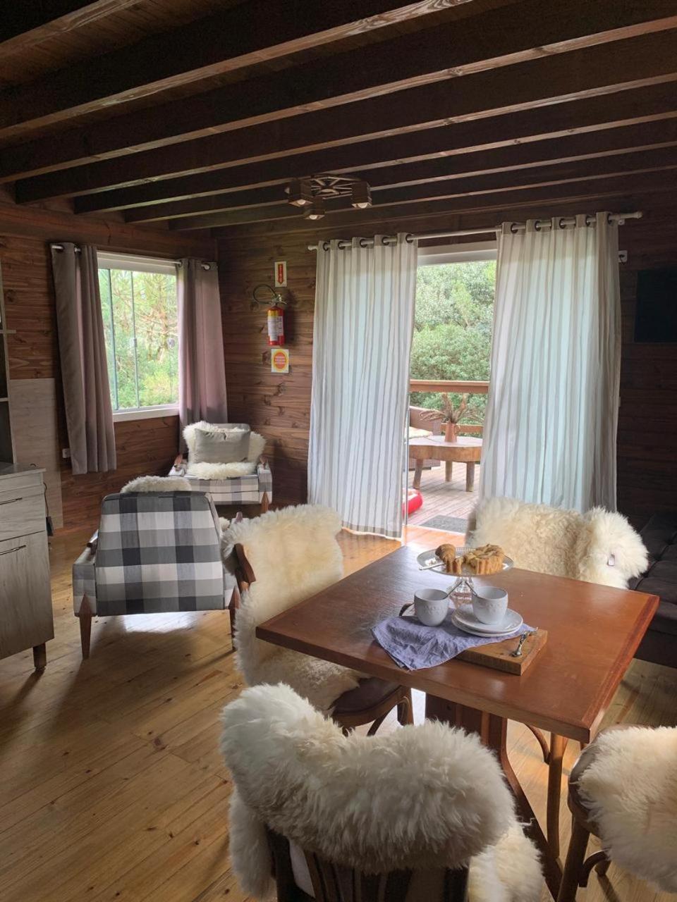 Hospedagem Cabanas Do Lago Урубиси Екстериор снимка
