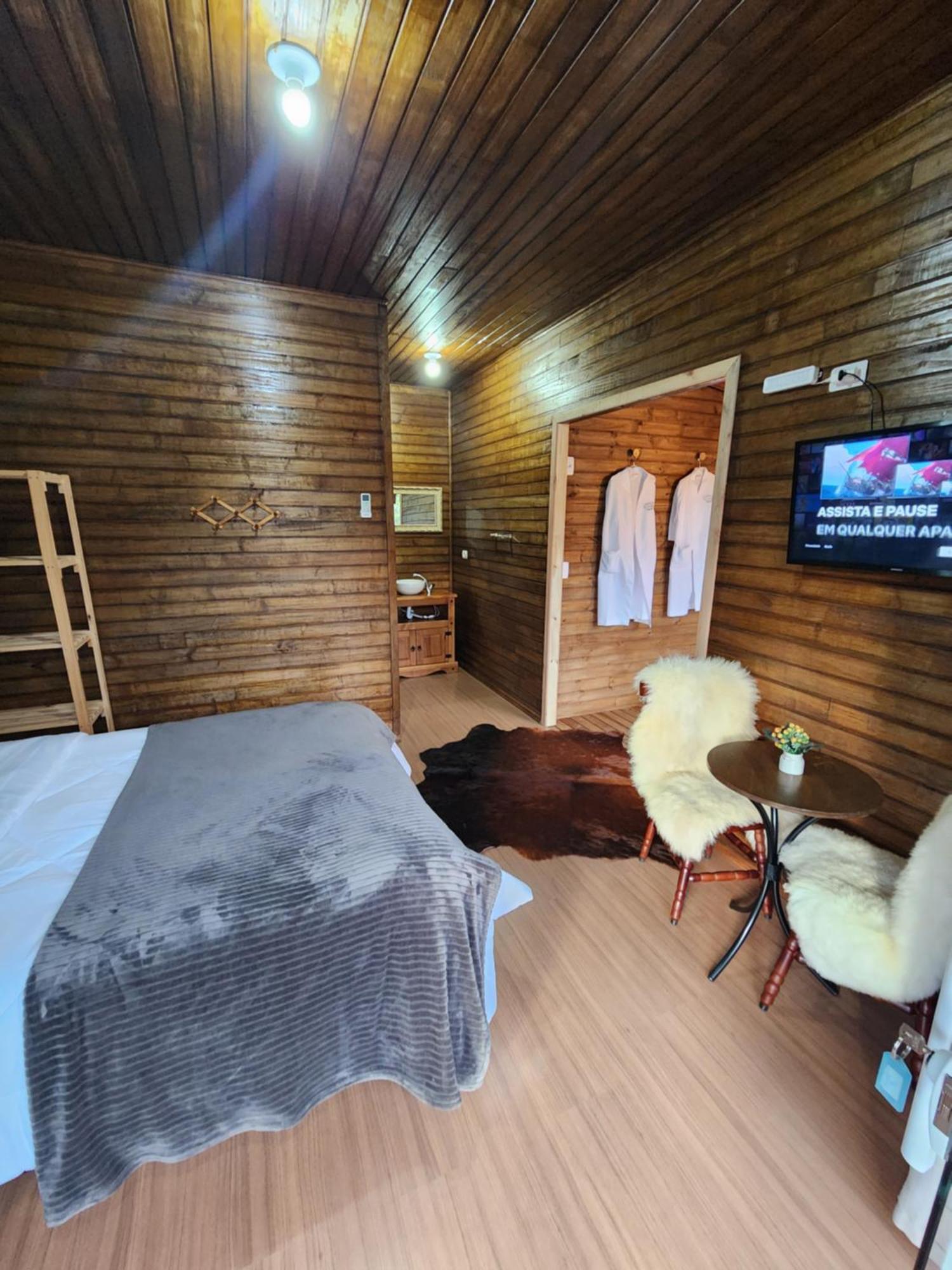 Hospedagem Cabanas Do Lago Урубиси Стая снимка