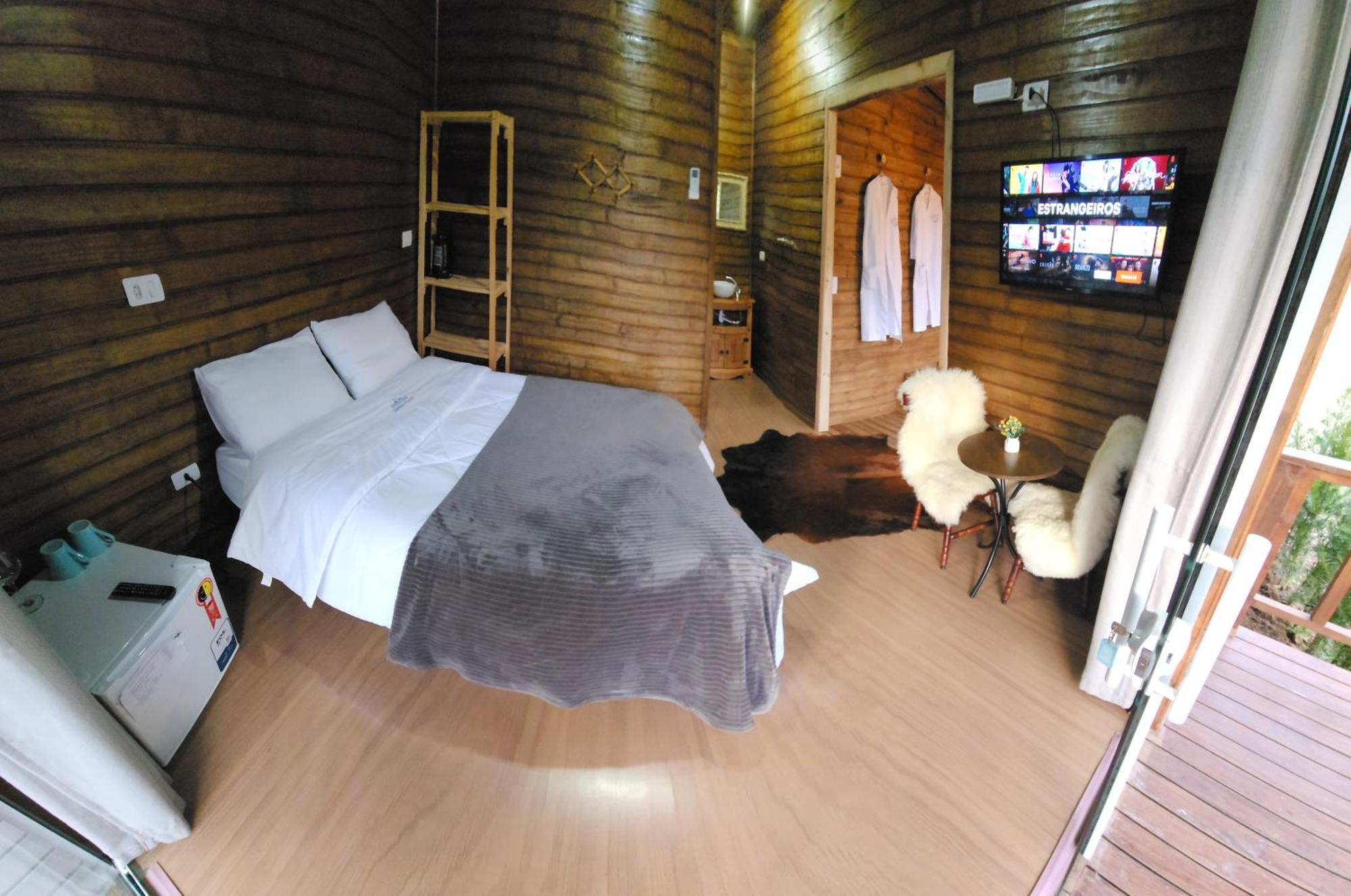 Hospedagem Cabanas Do Lago Урубиси Стая снимка