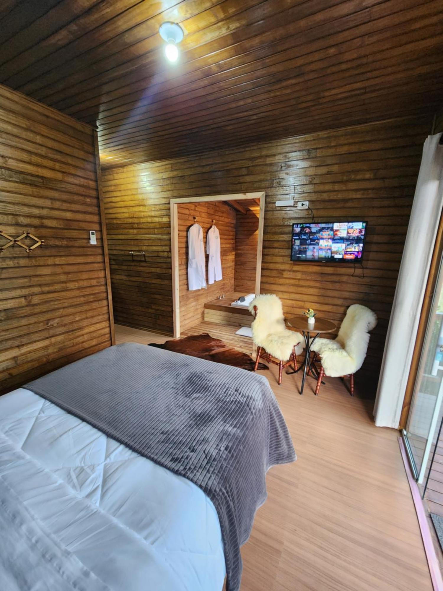 Hospedagem Cabanas Do Lago Урубиси Стая снимка